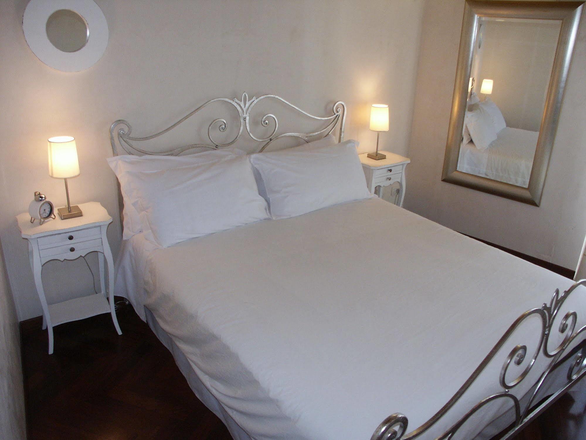 La Via Della Giudecca Bed & Breakfast Syracuse Luaran gambar