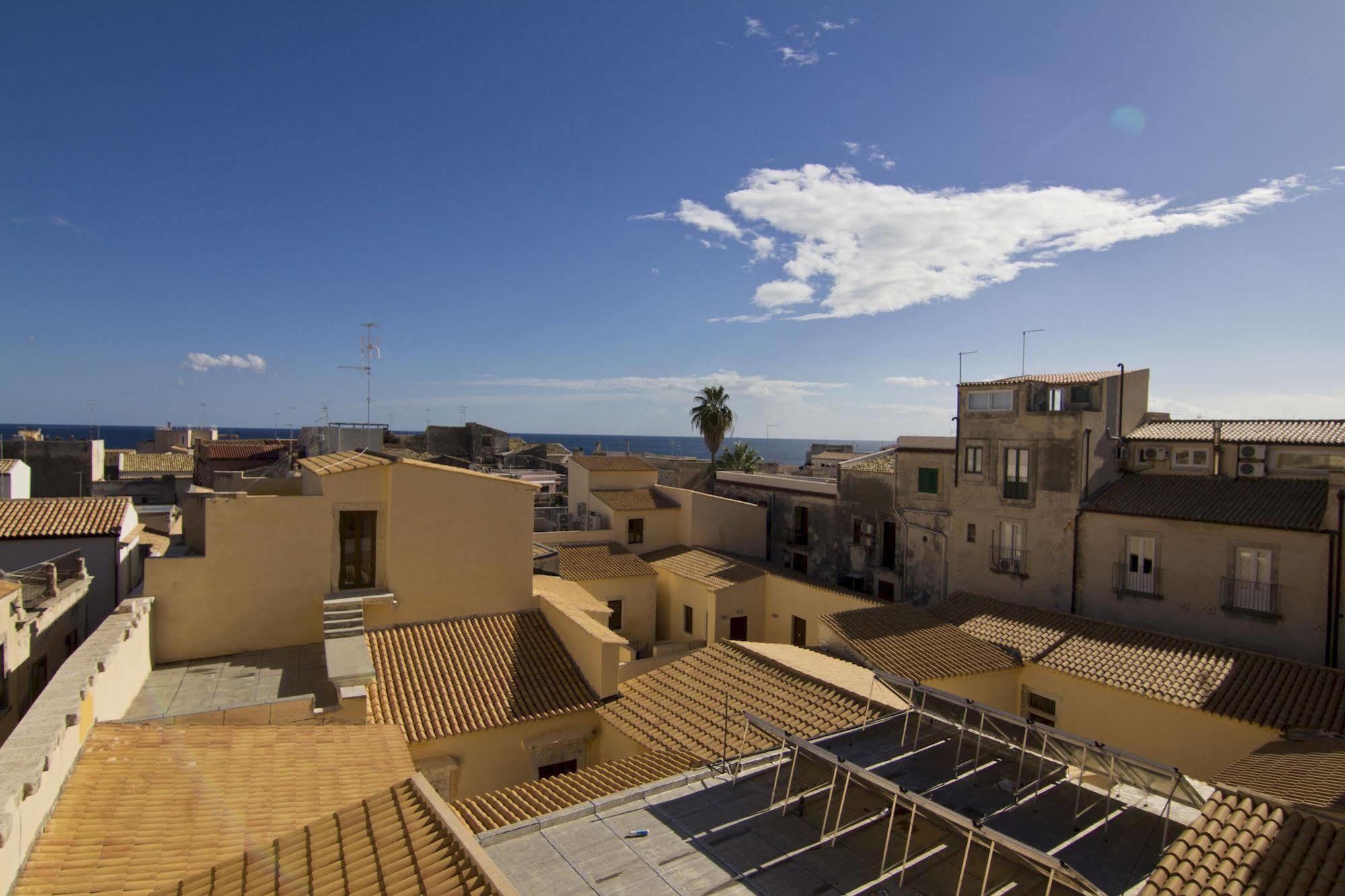 La Via Della Giudecca Bed & Breakfast Syracuse Luaran gambar